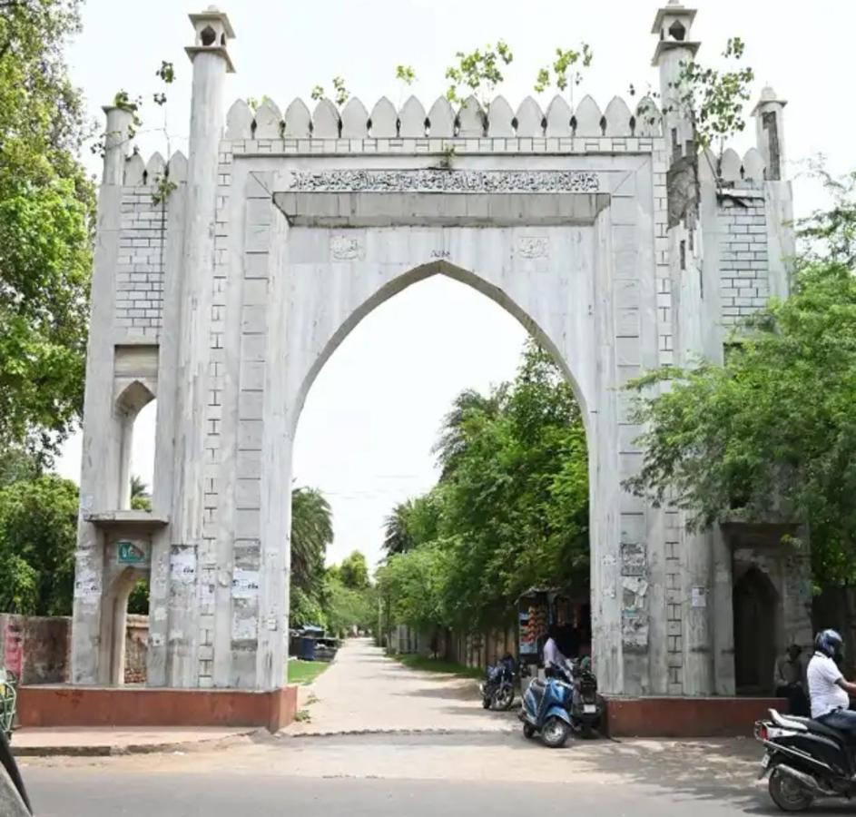 Taj Square A Luxurious Family Homestay Agra  Exterior foto